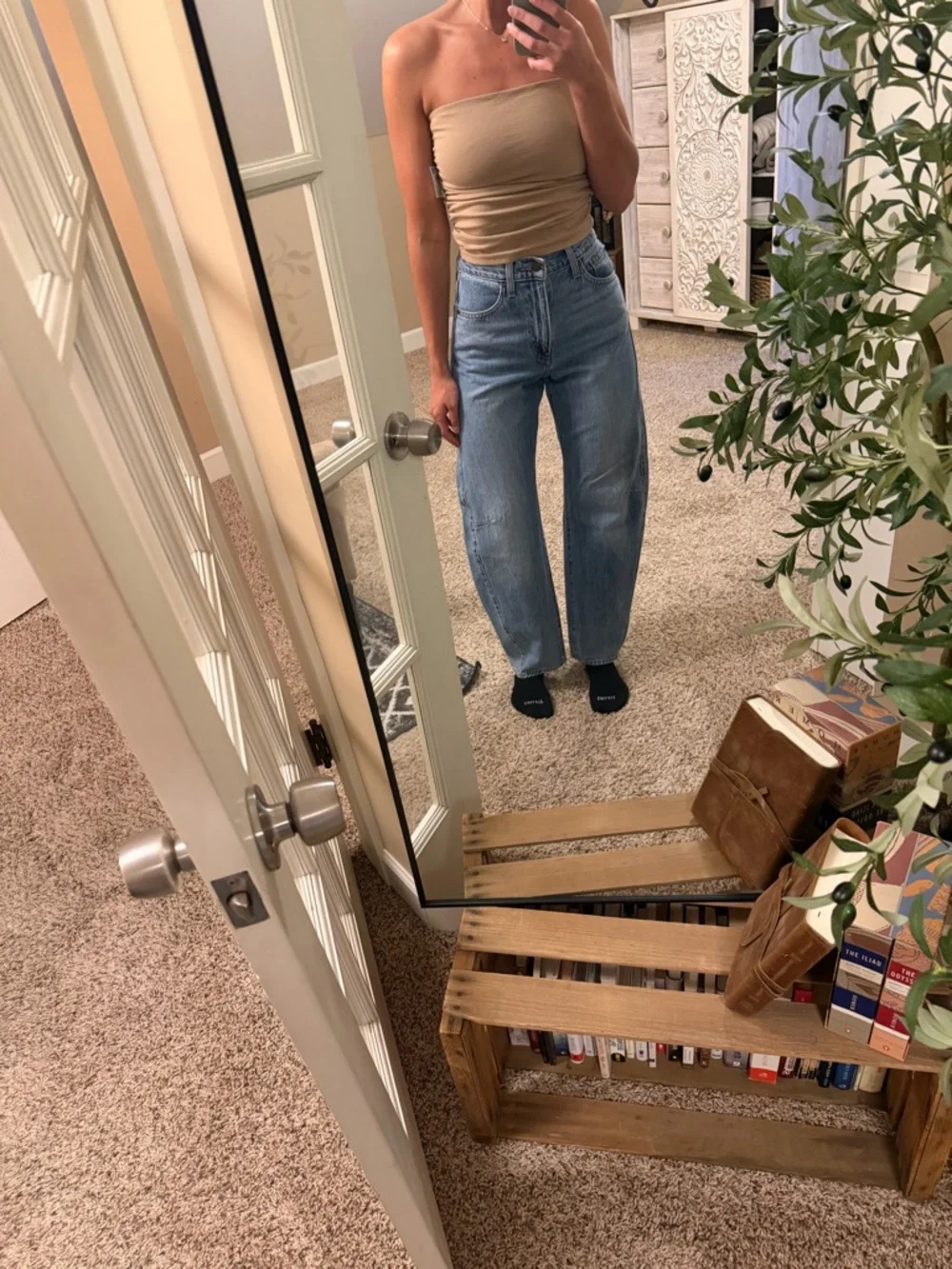 Levi's bowed jeans
